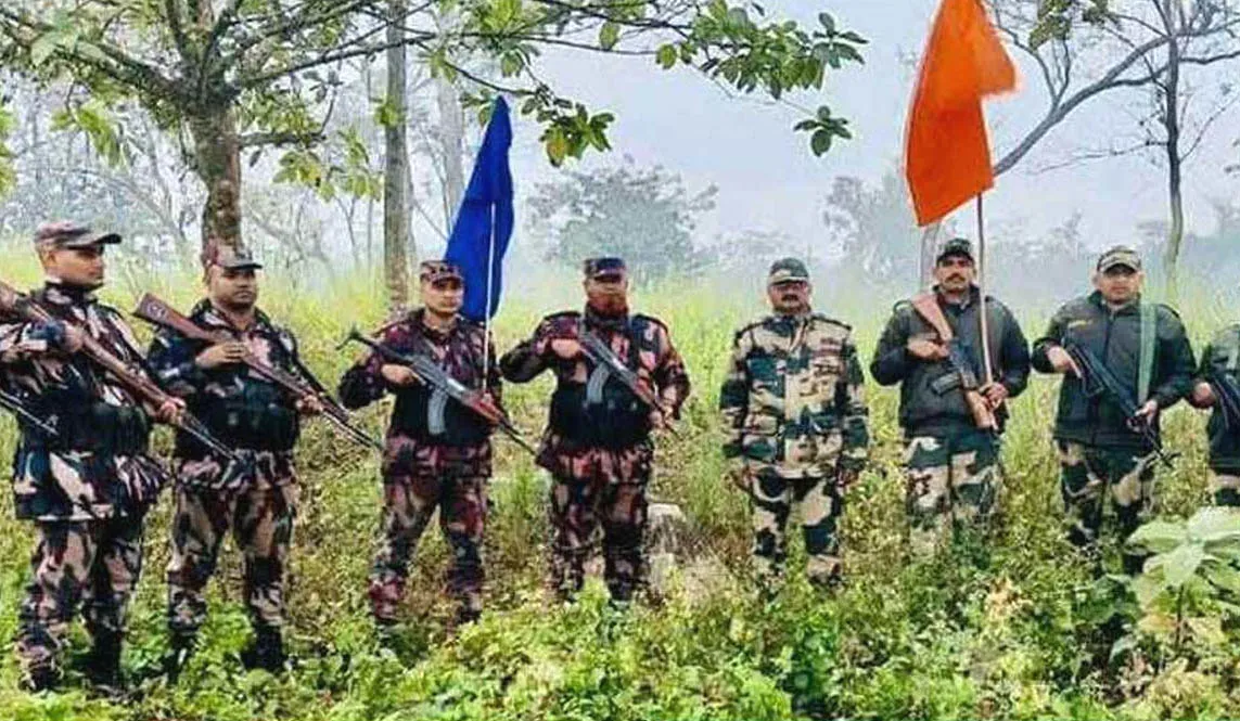 সীমান্তে কাঁটাতারের বেড়া দেওয়ার চেষ্টা বিএসএফের, বাধা বিজিবির